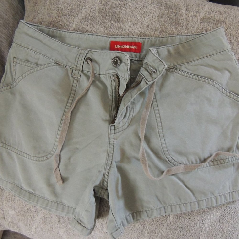 UNIONBAY utility shorts size 5